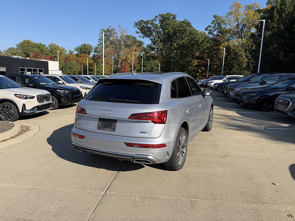 Used 2022 Audi Q5 2.0T Premium Plus AWD/4WD image 3