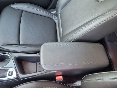 Used 2024 Buick Encore GX Sport Touring w/ Comfort Package FWD image 22