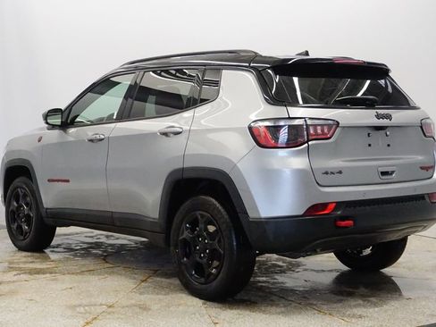 Used 2023 Jeep Compass Trailhawk image 3