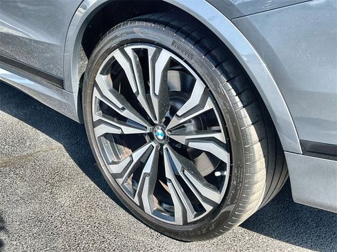 Used 2023 BMW X7 M60i w/ Executive Package image 11