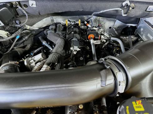 Certified 2023 Ford Expedition Platinum image 9