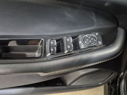 Used 2019 Ford Edge ST w/ Convenience Package AWD/4WD image 22