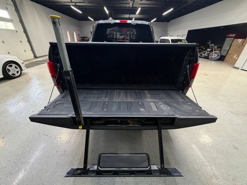 Used 2019 Ford F150 Lariat w/ Equipment Group 502A Luxury AWD/4WD image 17