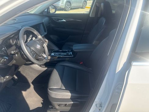 Used 2023 Buick Envision Essence AWD/4WD image 19