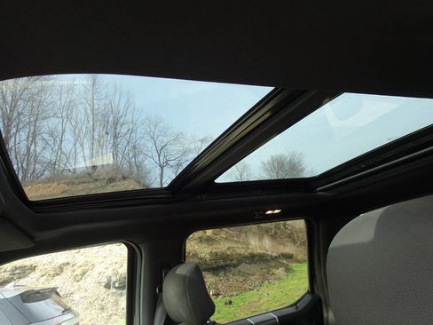 Used 2016 Ford F150 XLT w/ Equipment Group 302A Luxury image 17