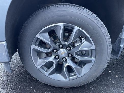 Used 2023 Chevrolet Silverado 1500 LT image 32