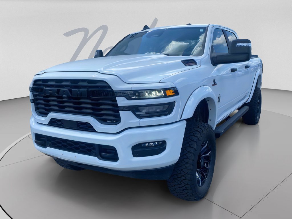 Used 2025 RAM 2500 Big Horn AWD/4WD image 4