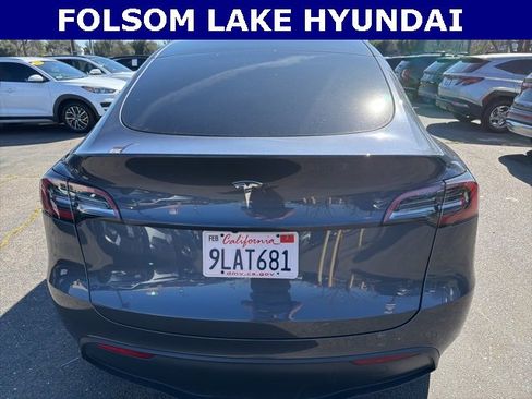 Used 2023 Tesla Model Y 2WD image 6