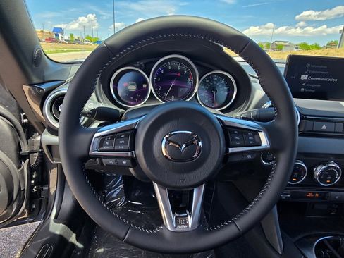 New 2026 MAZDA MX-5 Miata RF Grand Touring w/ Weather Package RWD image 27
