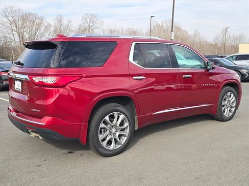 Used 2020 Chevrolet Traverse Premier image 3
