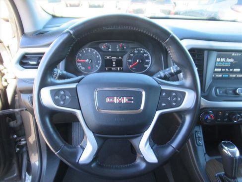 Used 2019 GMC Acadia SLE image 19