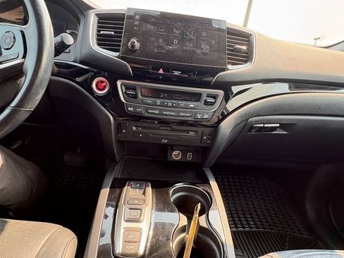Used 2019 Honda Pilot Touring image 21