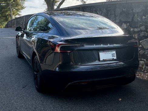 Used 2024 Tesla Model 3 image 16