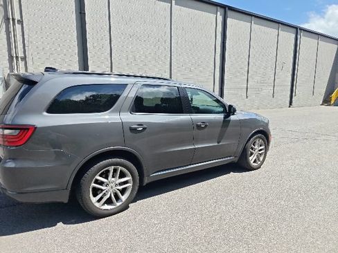 Used 2024 Dodge Durango GT RWD image 3