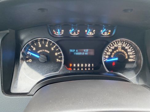 Used 2014 Ford F150 XLT image 12