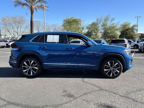 Certified 2025 Volkswagen Atlas Cross Sport SEL Premium R-Line image 5