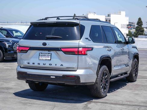 New 2026 Toyota Sequoia Platinum AWD/4WD image 7