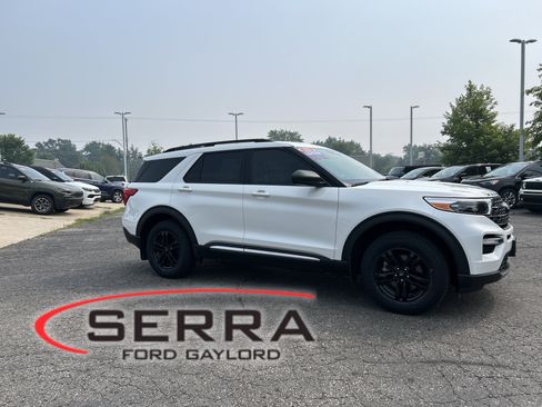 Certified 2022 Ford Explorer XLT AWD/4WD image 1