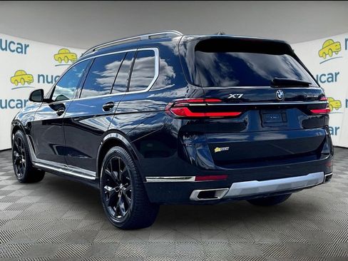 Used 2025 BMW X7 xDrive40i AWD/4WD image 4