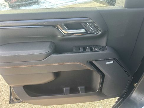 New 2026 GMC Sierra 2500 AT4 w/ LPO, Black Badging Package AWD/4WD image 23