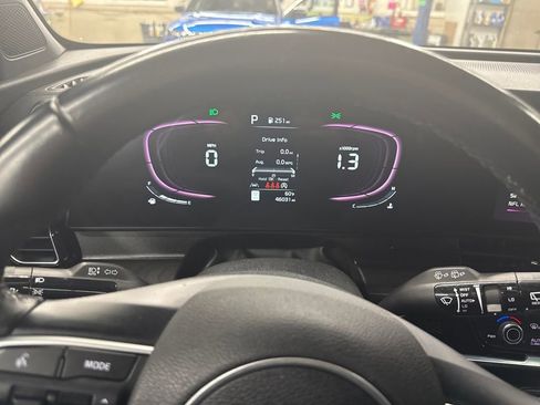 Used 2023 Kia Sportage X-Line w/ X-Line Premium Package image 16