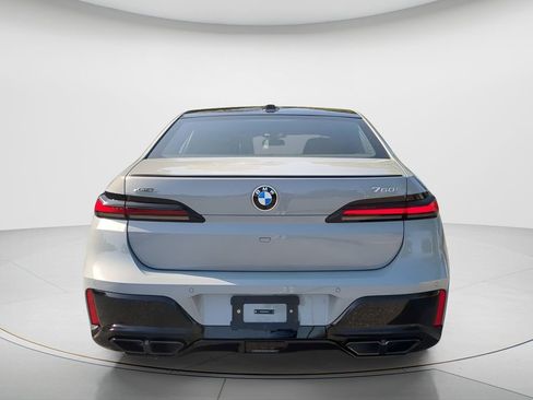 New 2025 BMW 760i xDrive w/ Executive Package image 6