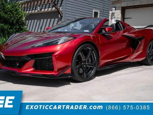 Used 2023 Chevrolet Corvette Z06 w/ Z07 Performance Package RWD image 1