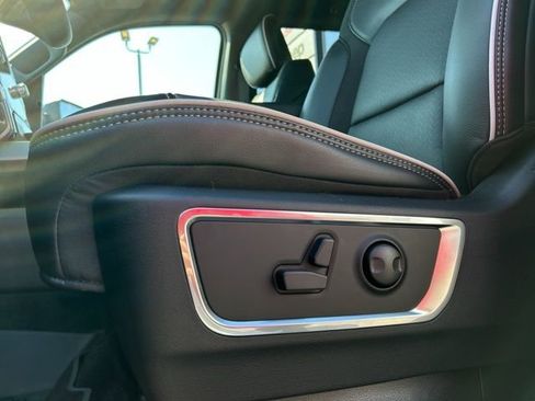 New 2026 RAM 1500 Laramie AWD/4WD image 29