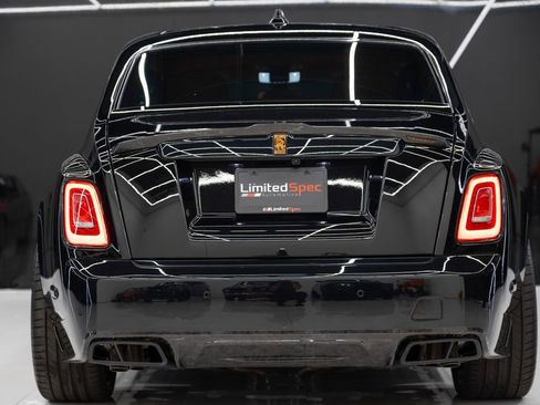 Used 2025 Rolls-Royce Phantom Sedan image 17