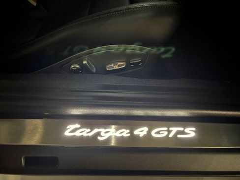 Used 2016 Porsche 911 Targa 4 GTS AWD/4WD image 16