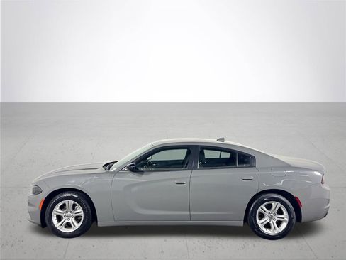Used 2023 Dodge Charger SXT image 9