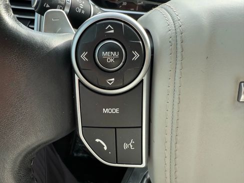 Used 2017 Land Rover Range Rover Long Wheelbase Autobiography image 14