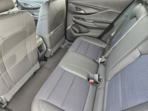 New 2026 Buick Envista Preferred FWD image 19
