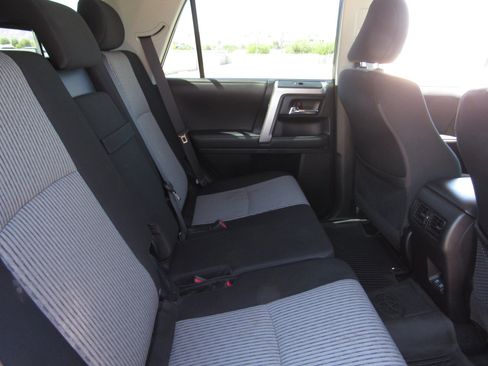Used 2021 Toyota 4Runner SR5 AWD/4WD image 11