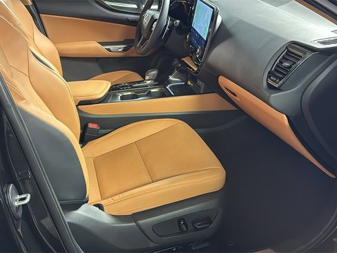 Certified 2025 Lexus NX 350 AWD w/ Premium Package image 10