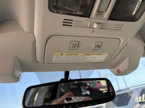 Used 2015 Subaru Forester 2.5i Limited image 36