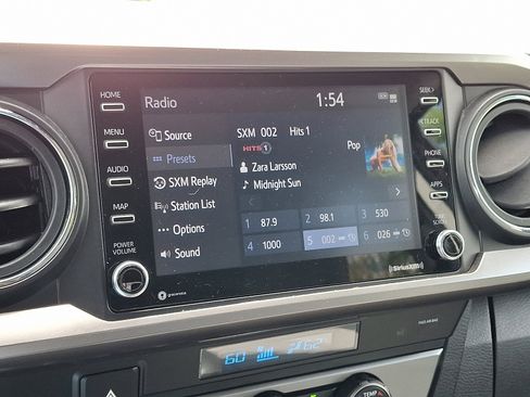 Certified 2022 Toyota Tacoma SR5 AWD/4WD image 17