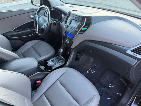 Used 2015 Hyundai Santa Fe GLS w/ Option Group 02 AWD/4WD image 9