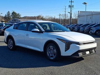 New 2025 Kia K4 LX video 2