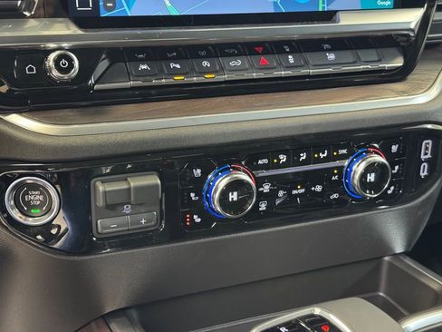 New 2026 GMC Sierra 1500 SLT w/ SLT Premium Package image 36