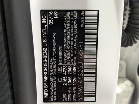 Certified 2016 Mercedes-Benz C 300 4MATIC Sedan image 4
