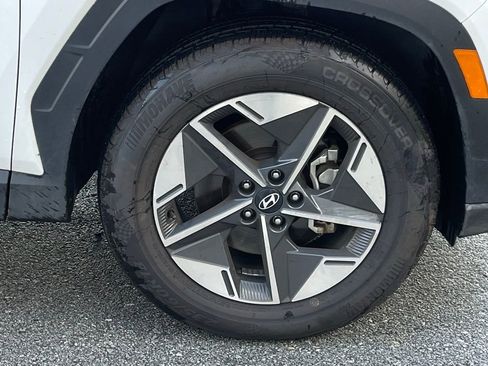 Used 2025 Hyundai Tucson SEL FWD image 32