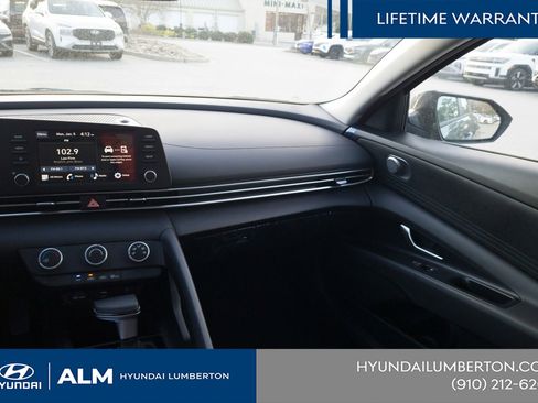 New 2026 Hyundai Elantra SE FWD image 20