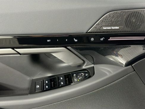 New 2026 BMW 530i xDrive w/ Premium Package image 17