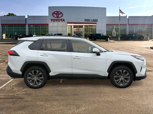 Used 2024 Toyota RAV4 XLE Premium w/ Weather Package AWD/4WD image 6