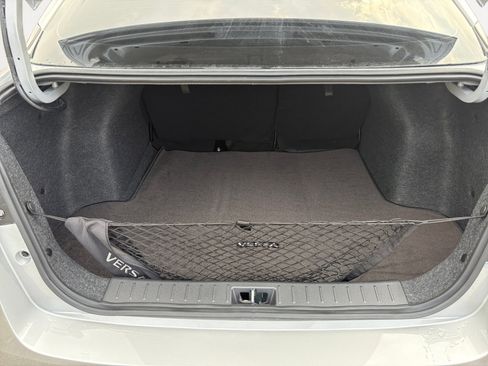 New 2025 Nissan Versa SR w/ Trunk Package image 13