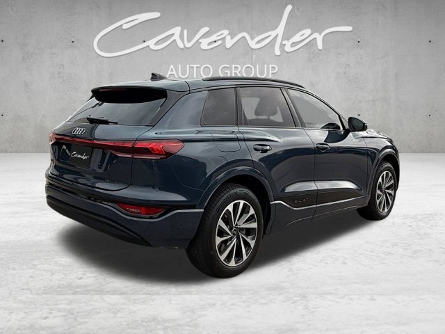 Used 2025 Audi Q6 e-tron Premium Plus AWD/4WD image 16