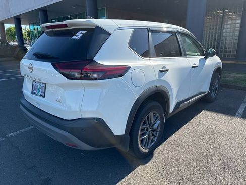 Used 2022 Nissan Rogue S AWD/4WD image 5