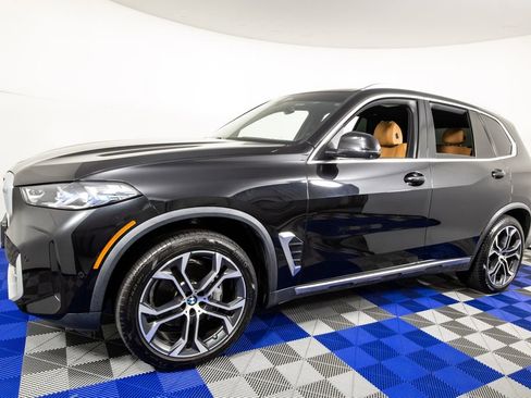 Used 2024 BMW X5 sDrive40i w/ Premium Package RWD image 1