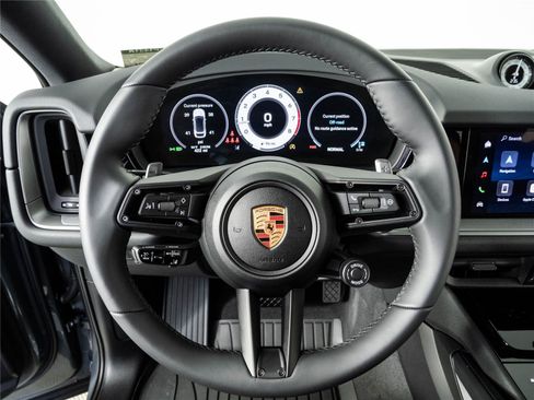 Certified 2026 Porsche Cayenne Coupe AWD/4WD image 9